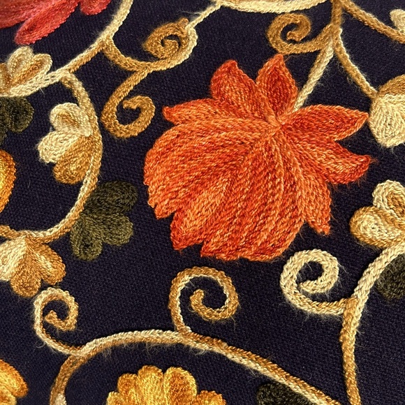 Embroidered multi color Floral Pillow with Tassels 10 x 16 Navy - Picture 5 of 8